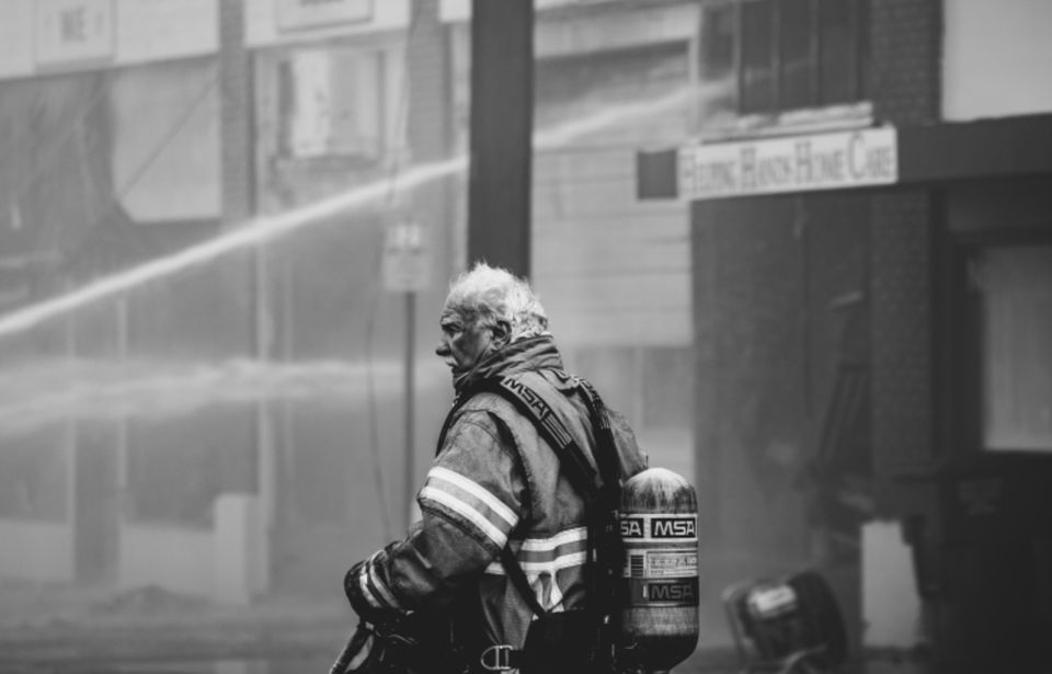 How mentoring first responders can reduce stress by providing support and guidance